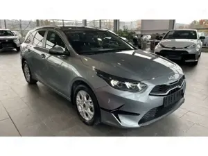 Kia Ceed SW / cee'd SW 1.5 T-GDI Navi LED Kamera DAB CarPlay SHZ LenkradH Bild 4