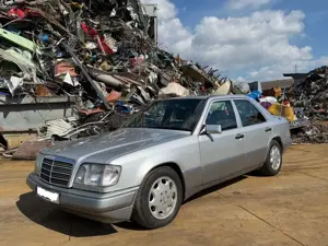 Mercedes-Benz E 280 E 280 - H Kennzeichen TOP Zustand
