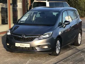 Opel Zafira Innovation1.6 SIDI Turbo