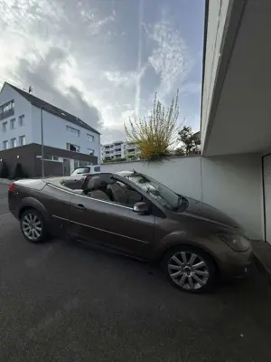 Ford Focus CC Cabrio / 145PS - 2.0l Sauger / Sehr Gepflegt