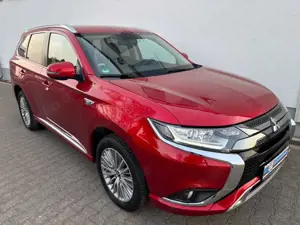 Mitsubishi Outlander 2.4 MIVEC PLUG-IN HYBRID 4WD  Spirit