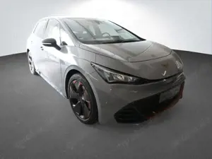 CUPRA Born ACC PDC Kamera