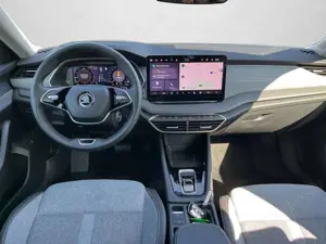 Skoda Octavia Combi Selection 2.0 TDI DSG STANDHZG NAV Bild 3