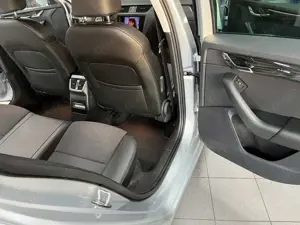 Skoda Octavia 2.0 TDI DSG, Kamera, Shz, Cockpit u.v.m Bild 3