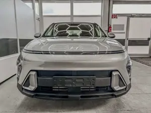 Hyundai KONA STYLE PLUS DCT SHZ ACC NAVI RFK PDC 1.6 T-GDi D...