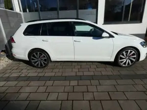 Volkswagen Golf Variant Comfortline BMT/Start-Stopp Bild 4