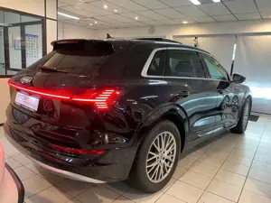 Audi e-tron 55+Radar+Matrix+Panodach+Virtual+360Kamera Bild 2