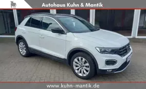 Volkswagen T-Roc Sport 1.5 TSI AHK RFK ACC NAVI PLA LED