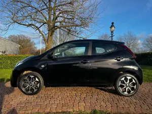 Toyota Aygo Bild 2