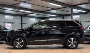 Peugeot 5008 Allure Pack 7SITZ*TOTW*LED*SPUR*KINDER*1.H Bild 4