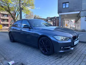 BMW 328 Baureihe 3 Lim. 328 i Sport 1.Hd, Leder,Navi