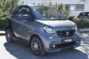 smart forTwo BRABUS 109 PS GRAU MATT NAVI KAMERA JBL