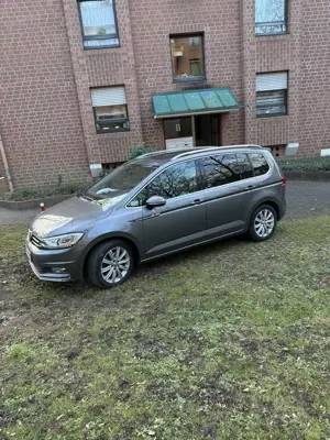 Volkswagen Touran Touran Diesel 2.0 TDI SCR (BlueMotion Technology) Highline Bild 3