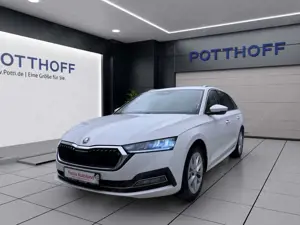 Skoda Octavia Combi 2.0 TDI DSG STYLE AHK NAVI SITZHZG