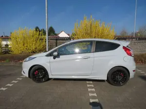 Ford Fiesta Fiesta  3-Türer 1.6 EcoBoost ST200 Bild 3
