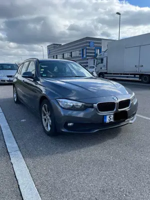BMW 318 318d Touring Advantage