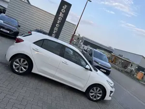 Kia Rio 1.0 T Vision LED/Navi/SHZ/LHZ/Kamera Bild 5
