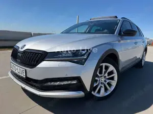 Skoda Superb 2.0 TDI*4x4*SCOUT*DSG*VIR*PANO*MATRIX*AHK