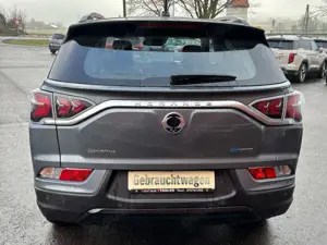SsangYong Korando E-Motion TITANIUM LM-Räder , Klima , ZV , NAVI Bild 5