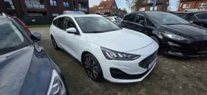 Ford Focus 1.5 EcoBlue Aut. TITANIUM X Key-Free Led Navi 88 k