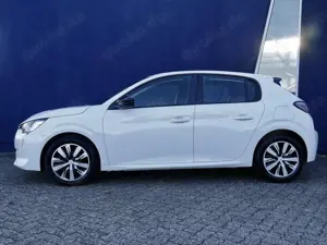 Peugeot 208 Bild 2