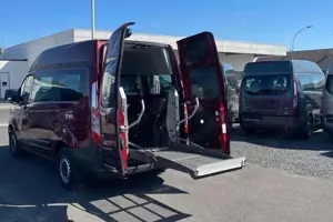 Ford Transit Custom L1 H2 Behindertengerecht Aktiv / Passivfahrer Aut.