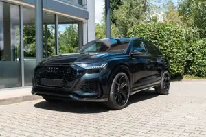 Audi RS Q8 TFSI quattro/ AHK/ RS ESSENTIAL/ KERAMIK