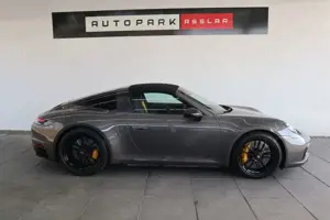 Porsche 992 911 Targa 4 GTS/PCCB/MATRIX/SITZKLIMA/CARBON
