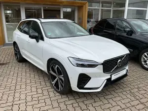 Volvo XC60 T8 Ultra Dark Recharge Plug-In Hybrid AWD