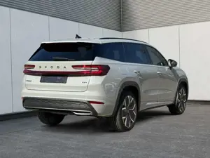 Skoda Kodiaq Sportline 4x4+AHK+PANO+KAMERA+EL. HECKKL.+PDC+2... Bild 3