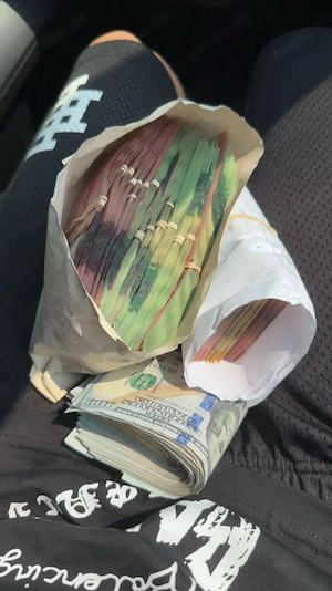 Investment loan and bank notes for sale 