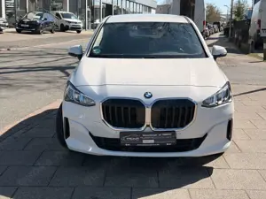 BMW 218 2 Active Tourer 218 d,Garantie,Tüv neu Bild 2