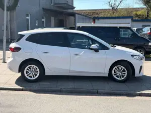 BMW 218 2 Active Tourer 218 d,Garantie,Tüv neu Bild 4