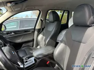 BMW X3 xDrive20d A xLine AHK*Navi*Head-up*RearView*LED*GR - image 5