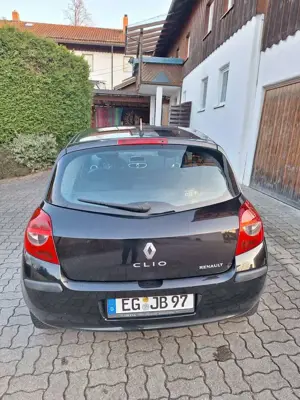 Renault Clio Bild 5