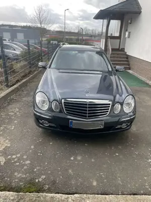 Mercedes-Benz E 320 E 320 T CDI 4Matic Automatik Avantgarde DPF BusinessEDITION