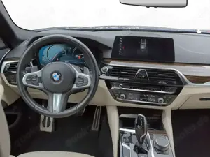BMW Others M Sport HK Navi AHK Pano Bild 4