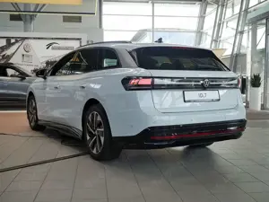 Volkswagen ID.7 Tourer Pro S 210 kW 286 PS 86 kWh 1-Gang-Automatik Bild 3