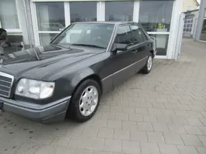 Mercedes-Benz E 220 Vollaustattung H Kennzeichen unfallfrei
