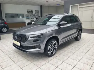 Skoda Karoq 1.5 TSI Sportline DSG MATRIX*PANO*5J. GARA Bild 2