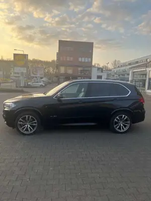 BMW X5 xDrive30d M Sport Bild 5