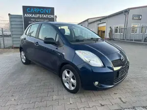 Toyota Yaris Bild 2