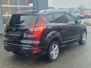 Ford Kuga 1.5 Klimaautomatik NAVI BI-XENON Bild 5