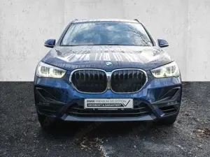 BMW X1 sDrive20i Advantage Aut. PANO AHK NAVI LED PDC V+H Bild 3