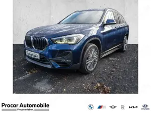 BMW X1 sDrive20i Advantage Aut. PANO AHK NAVI LED PDC V+H