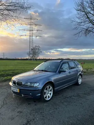 BMW 330 Bild 3