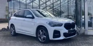 BMW X1 xDrive 20d M Sport AHK Business Panorama Bild 3
