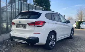 BMW X1 xDrive 20d M Sport AHK Business Panorama Bild 4