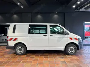 Volkswagen T5 Transporter Bild 2