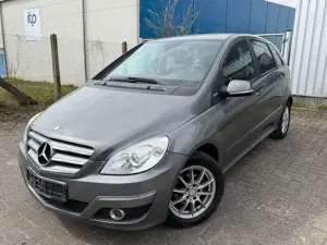 Mercedes-Benz B 180 Tempomat SHZ PDC TÜV/AU neu